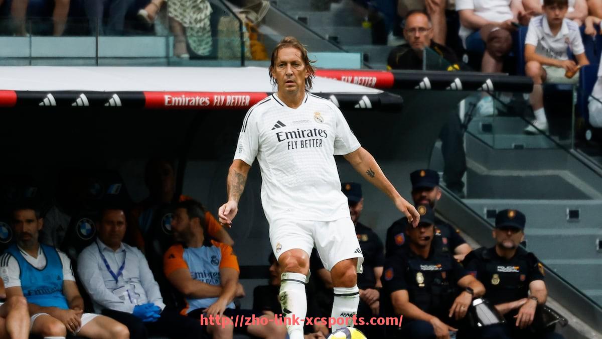 杏彩体育-2020年火箭队全员高清图片资料整理