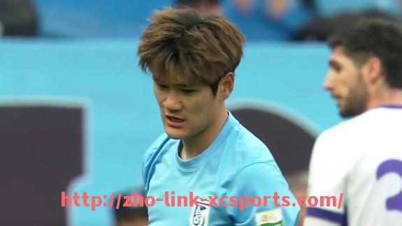 杏彩体育-上海男篮与火箭队对战的全场赛事高清录像