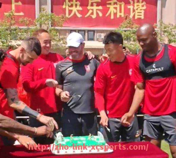 杏彩体育-世俱杯比赛球员个人隐私资料保护制度修订草案的详细说明 杏彩体育-世俱杯比赛球员个人隐私资料保护制度修订草案的详细说明